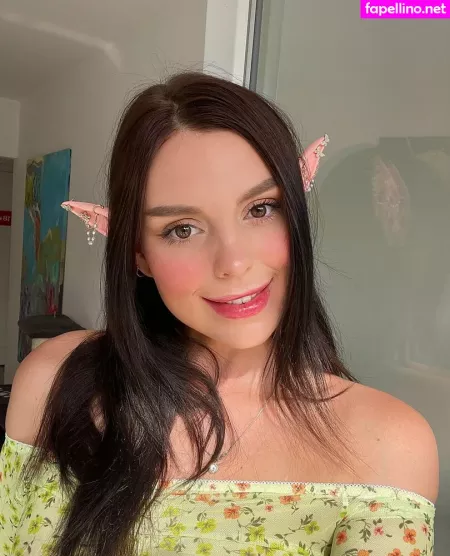 Emyraine OnlyFans Thumbnail #19BXvzjBxk