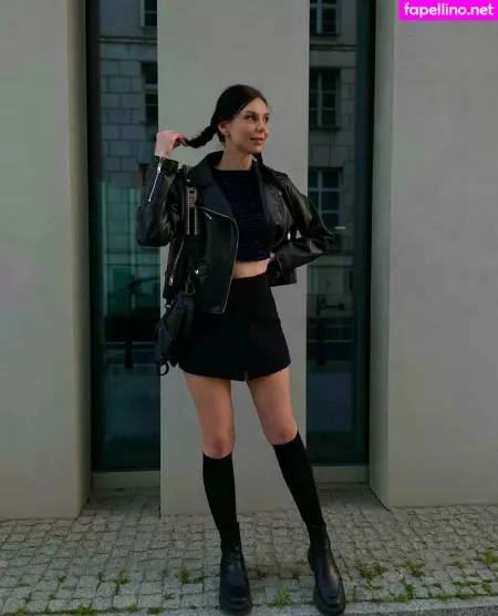 Emyraine OnlyFans Thumbnail #Tt9AnMwX2Y