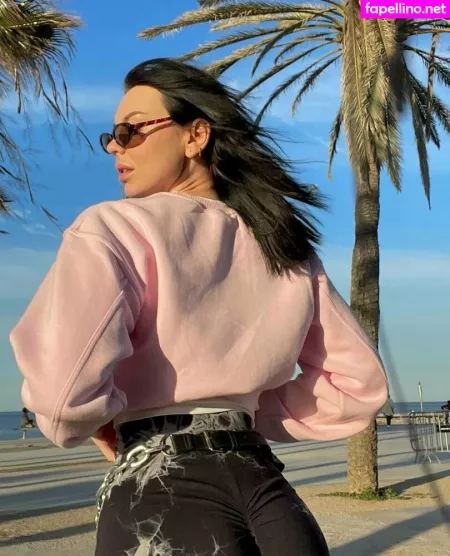 Emyraine OnlyFans Thumbnail #Z34G5g7zNF