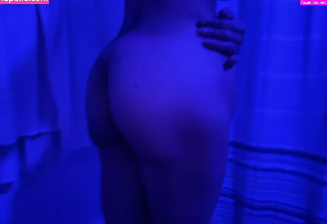 Emz V3 OnlyFans Thumbnail #Ng934MEuGq