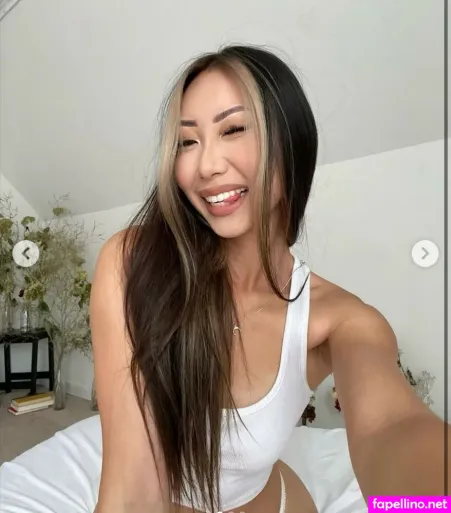 Ena Lor Hmong OnlyFans Thumbnail #AcwUZjK7Hm
