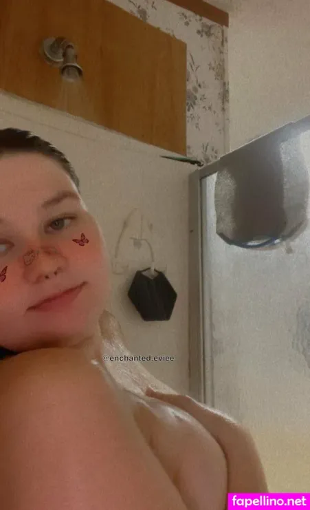 Enchanted Eviee OnlyFans Thumbnail #RHWs01Y2Wq
