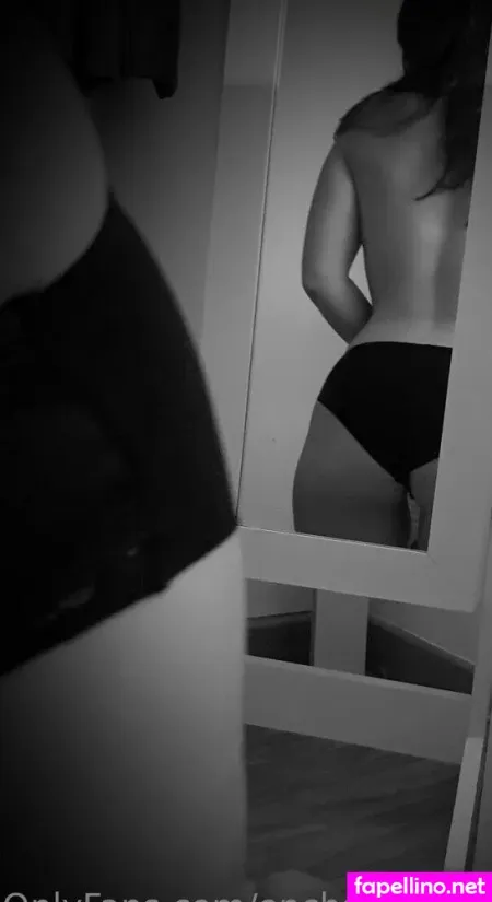 Enchantingeef OnlyFans Thumbnail #4atO7iYznm