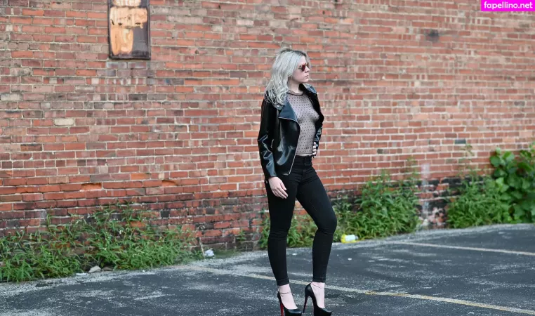 Engineeringinheels OnlyFans Thumbnail #2glMOzCQfr