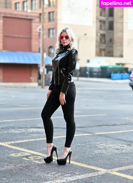 Engineeringinheels OnlyFans Thumbnail #s651yJ9P7R