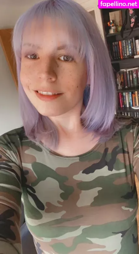 Englishphoebe OnlyFans Thumbnail #Lqm1OlkZCv