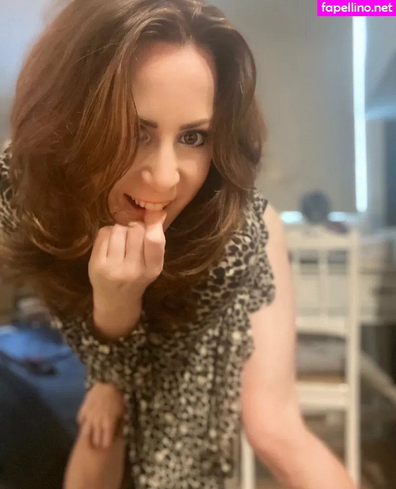 englishrosie21, englishrosiee_rinsebeforeuse Nude Leaked OnlyFans Photo #WigYMa2Q8M