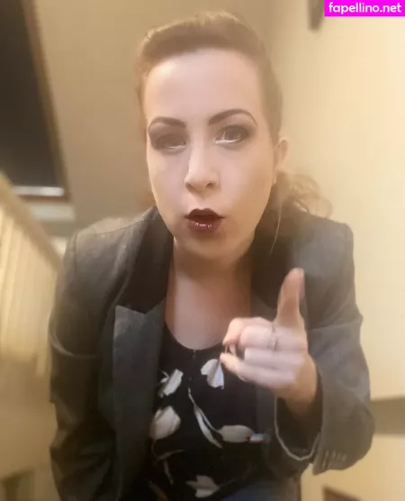Englishrosie21 OnlyFans Thumbnail #r0HaFZNuI2