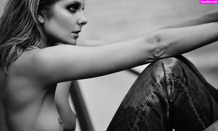 Eniko Mihalik OnlyFans Thumbnail #LqgfD1G7wd
