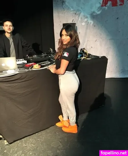 Enissa Amani OnlyFans Thumbnail #wdQnfFDVmb