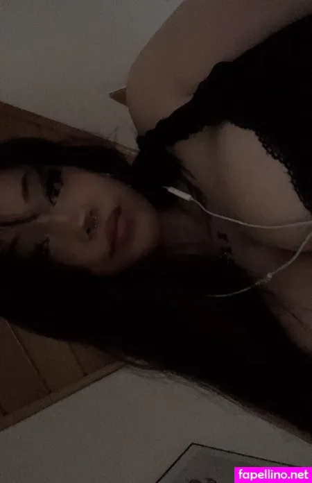 Ennachenxo OnlyFans Thumbnail #11V86sLPAo