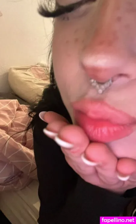 Ennachenxo OnlyFans Thumbnail #MgQfKsCc02