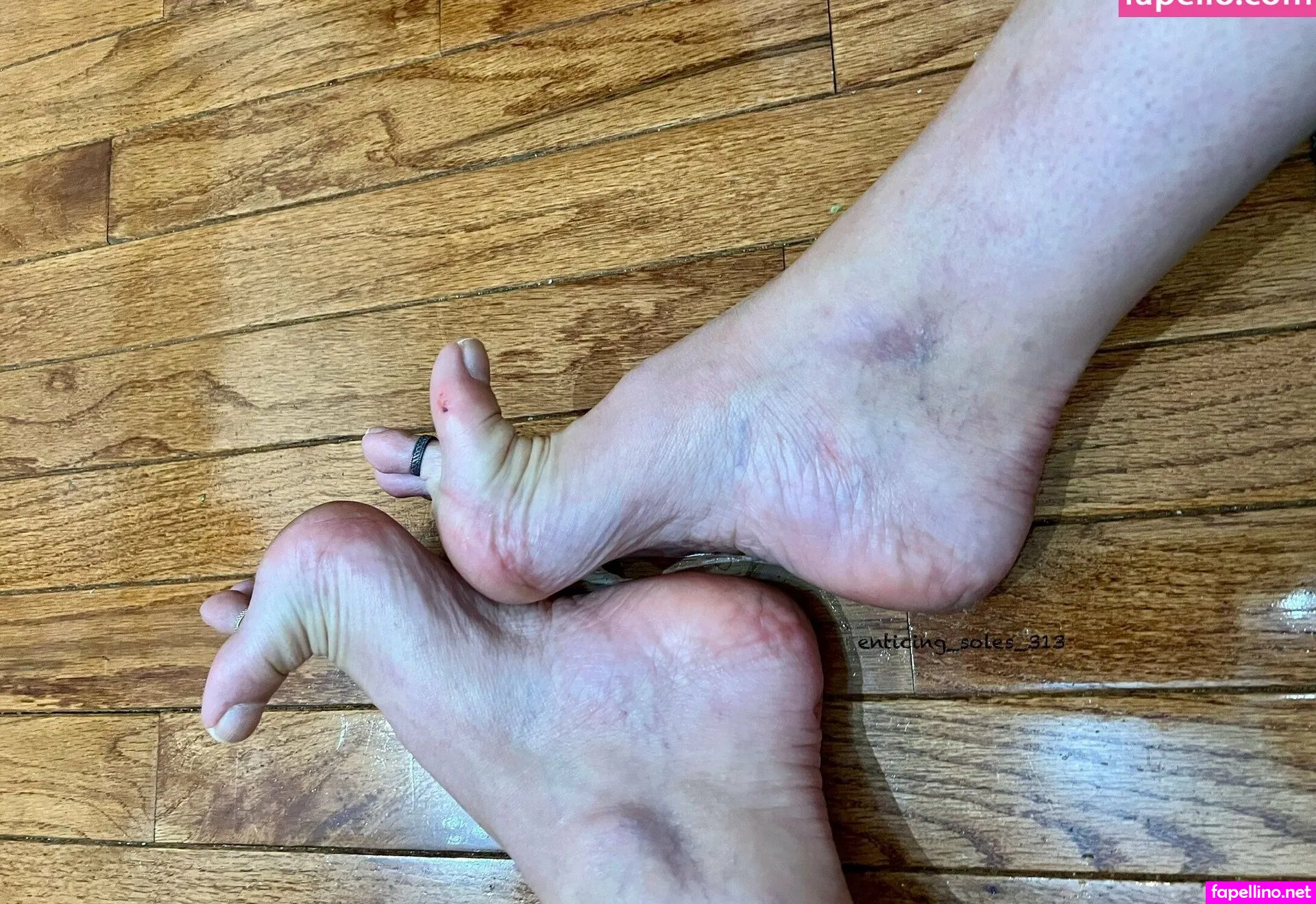 enticing.soles, enticing_soles Nude Leaked OnlyFans Photo #KKgemigeqI