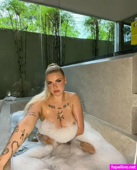 Enulie Porer 4 OnlyFans Thumbnail #raPBjk6gg6