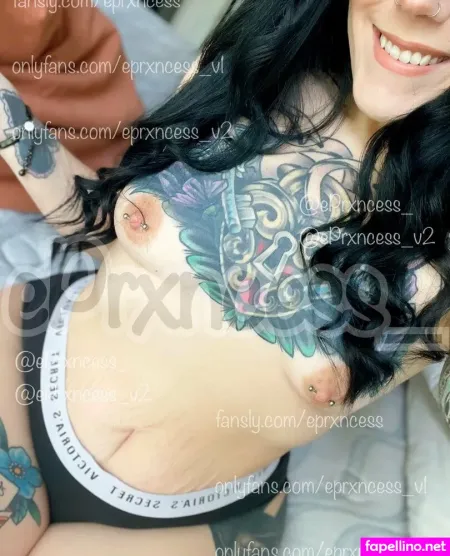 Eprxncess V2 OnlyFans Thumbnail #RtNZldDcnn
