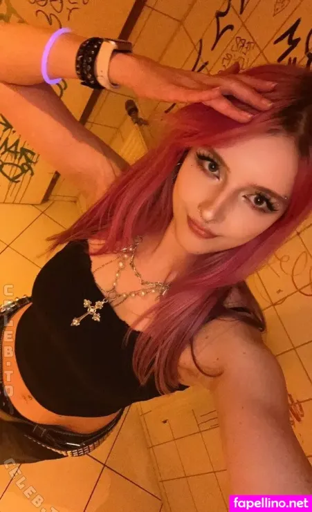 Erdbeermilcher OnlyFans Thumbnail #S47hvQevXI