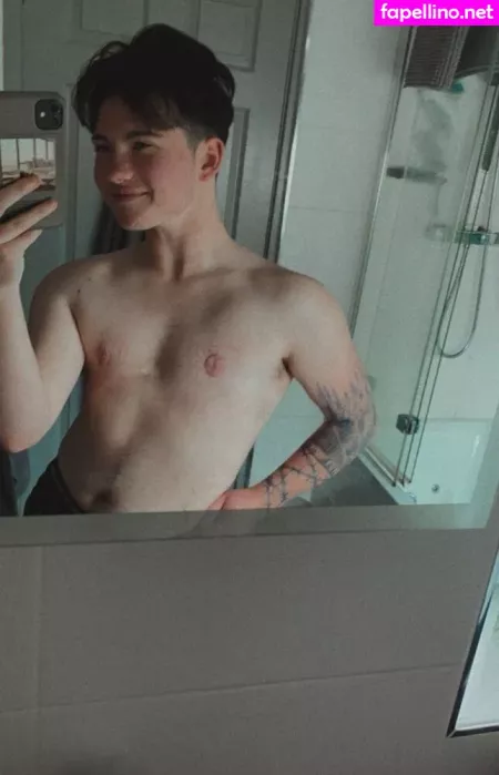 Eric Wakeham OnlyFans Thumbnail #U3SnwPlbyQ