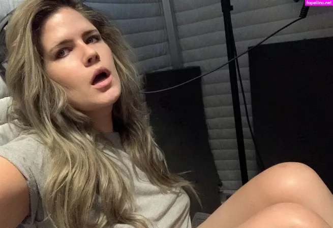 Erica Lindbeck OnlyFans Thumbnail #mfpzacmUEb