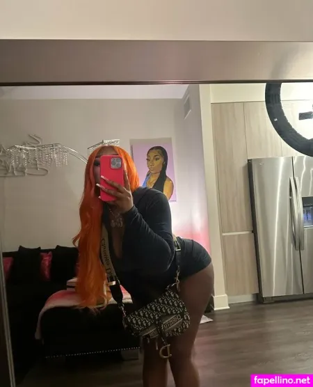 Ericabanks OnlyFans Thumbnail #IaGD2MVQaw