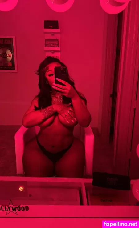 Ericabanks OnlyFans Thumbnail #WJeMwdRJAp