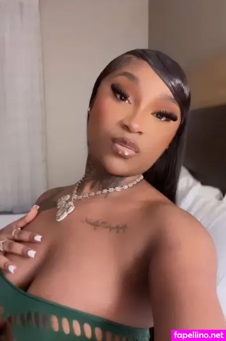 Ericabanks OnlyFans Thumbnail #hAAUXqUyEK