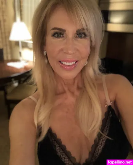 Ericalauren OnlyFans Thumbnail #Qe2wZ1BLEd