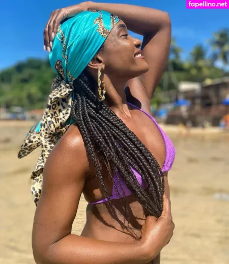 Erika Januza OnlyFans Thumbnail #aEuvdhcELN
