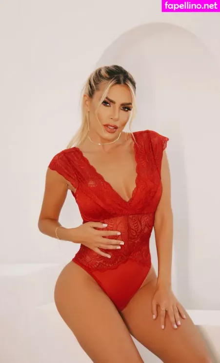 Erika Schneider OnlyFans Thumbnail #04DrGVpfMw