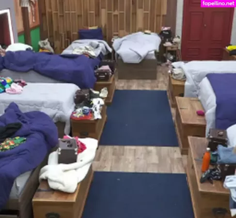 Erika Schneider OnlyFans Thumbnail #1SACPqODea