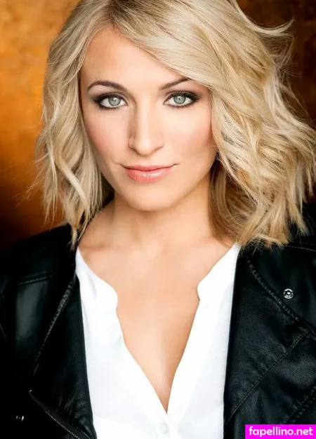 Erika Toro OnlyFans Thumbnail #AbSaZ2qb4A