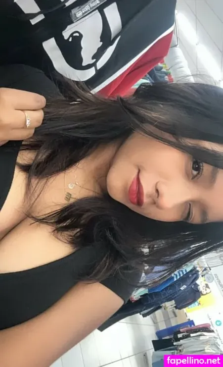 Erikaizy OnlyFans Thumbnail #3Jq1vK8a34