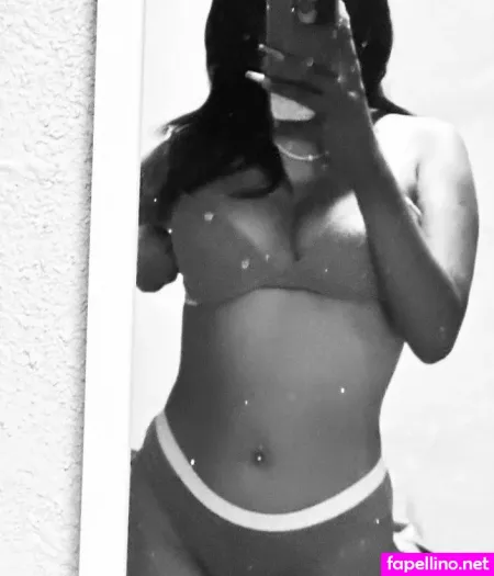 Erikaizy OnlyFans Thumbnail #y1kRh7p8JZ