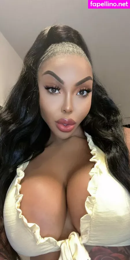 Erikayrose OnlyFans Thumbnail #E0PbssCuGX