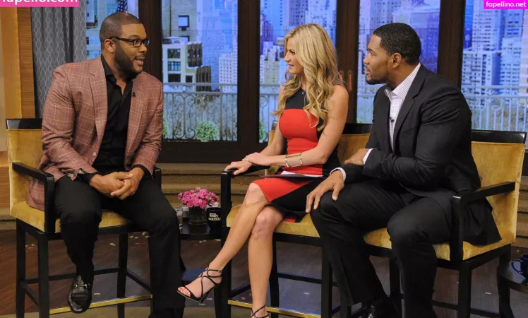 Erin Andrews OnlyFans Thumbnail #LvE2Nrtmrs