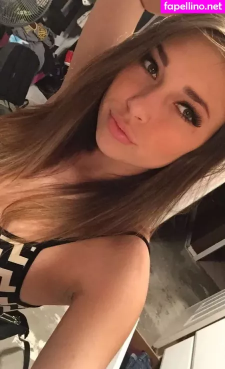 Erin Ashford 1 OnlyFans Thumbnail #5FBRgjajrD