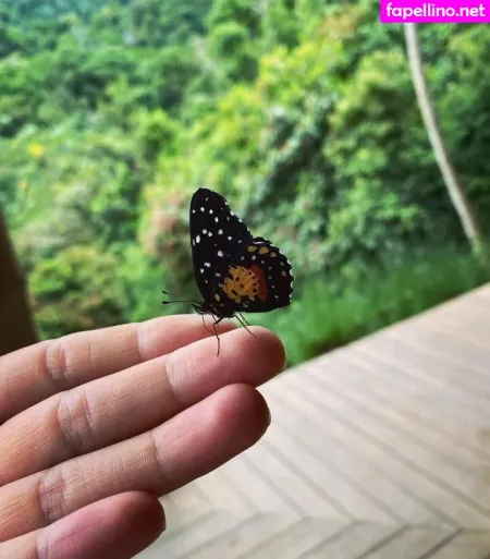 Erin Ashford 1 OnlyFans Thumbnail #qt5mfbeFjn