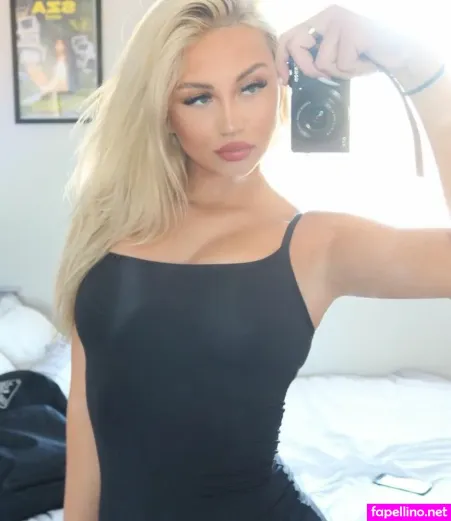 Erin Carter OnlyFans Thumbnail #L2untmGIJI