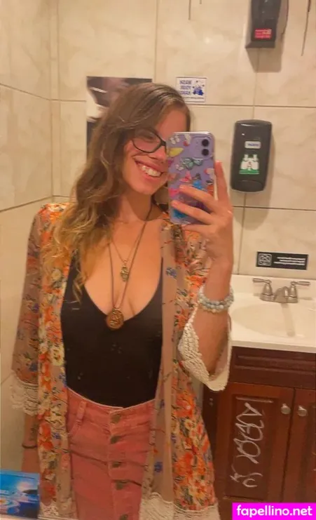 Erin Daugherty OnlyFans Thumbnail #IS6ONJUwEy