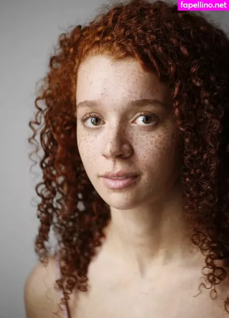 Erin Kellymen OnlyFans Thumbnail #z6UzXAY6t3
