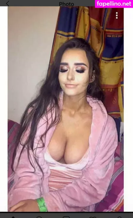Erin Lally OnlyFans Thumbnail #slkXTHosqA