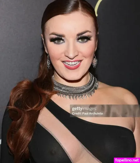 Erin Micklow OnlyFans Thumbnail #k3CBnnrEP1