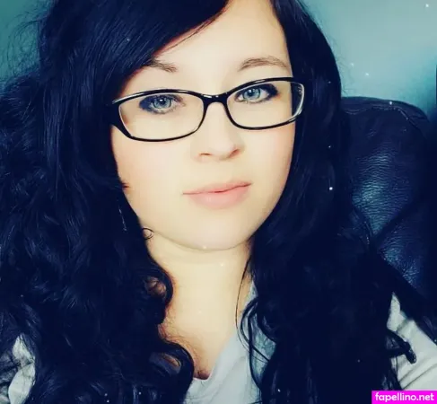 Erin Moor OnlyFans Thumbnail #9HYUmgZHnl