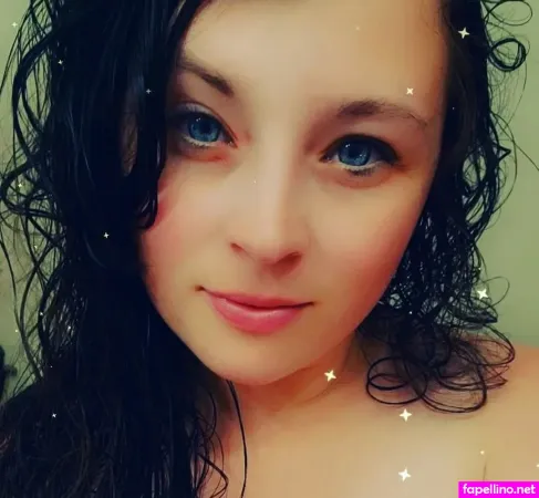 Erin Moor OnlyFans Thumbnail #FFYurFC5gG