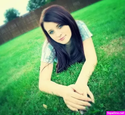 Erin Moor OnlyFans Thumbnail #O46gaP3xwK