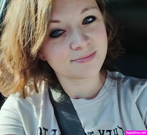 Erin Moor OnlyFans Thumbnail #PiGNd3QHBd