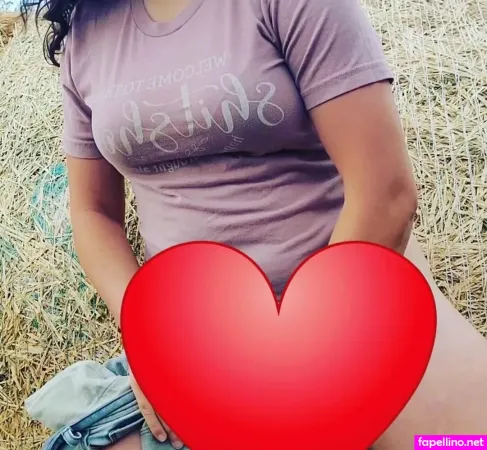 Erin Moor OnlyFans Thumbnail #QXyirtmDs4