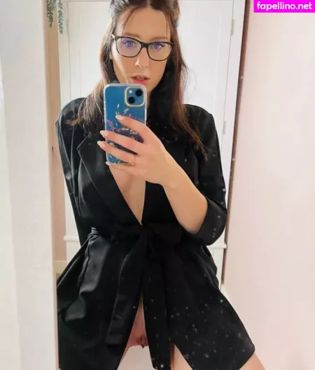 Erin Moore OnlyFans Thumbnail #dawYyVOIlF