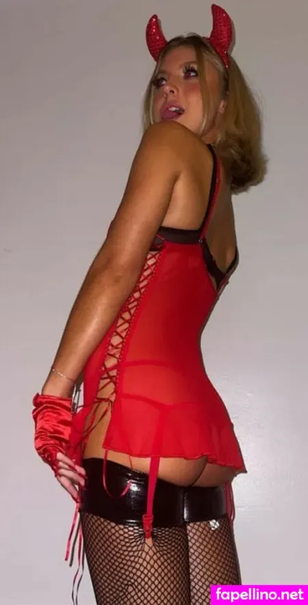 Erin Naylor OnlyFans Thumbnail #7T3LFQPpOI