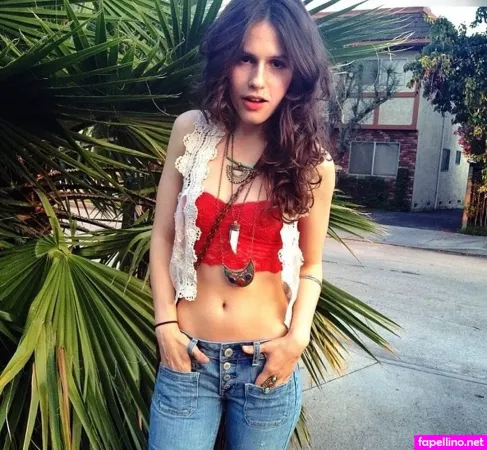 Erin Sanders OnlyFans Thumbnail #fmJDNmWZZL
