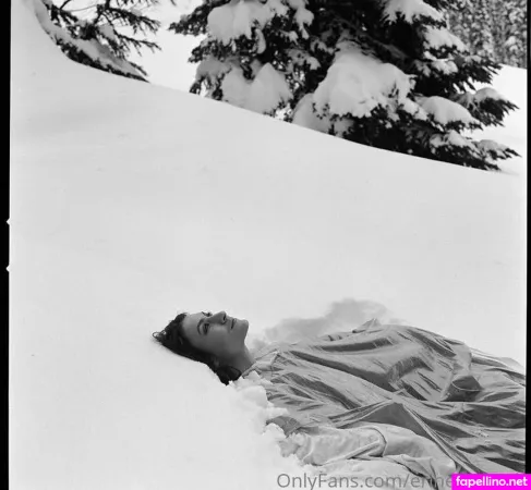 Erin OnlyFans Thumbnail #Re2ZmAdjuR